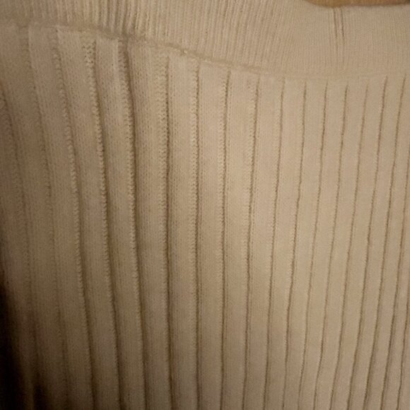 H&M Womens Cream New Ribbed Heavyweight Sweater Knit Maxi Skirt Medium - Picture 3 of 6